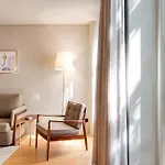 Avus M Suites And Apartments By Da\'Home